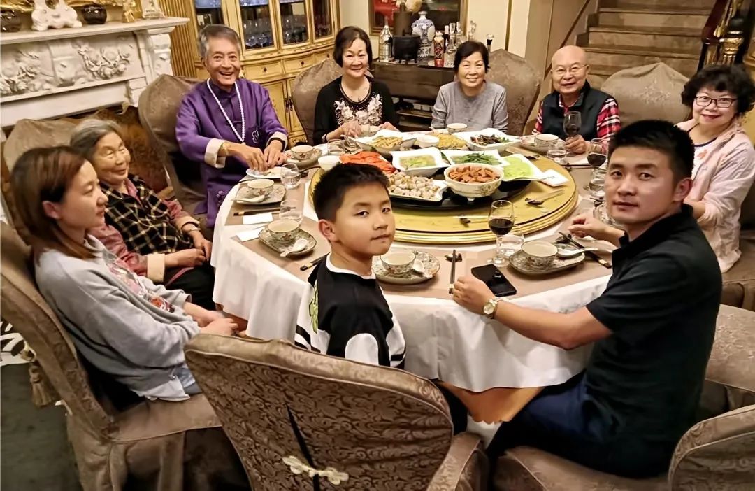 老一代港星生活,老一代男港星70岁以上