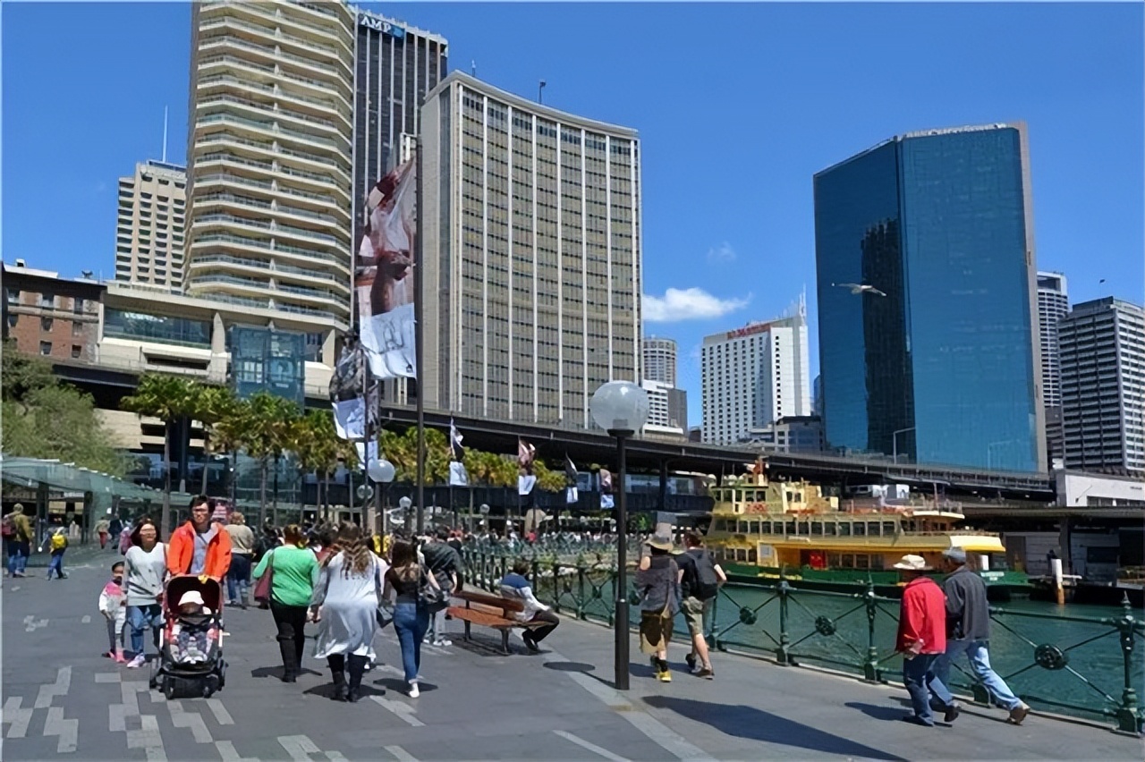 独生女留学生失联15年最新报道,独子失踪8年后河南父亲含泪找回