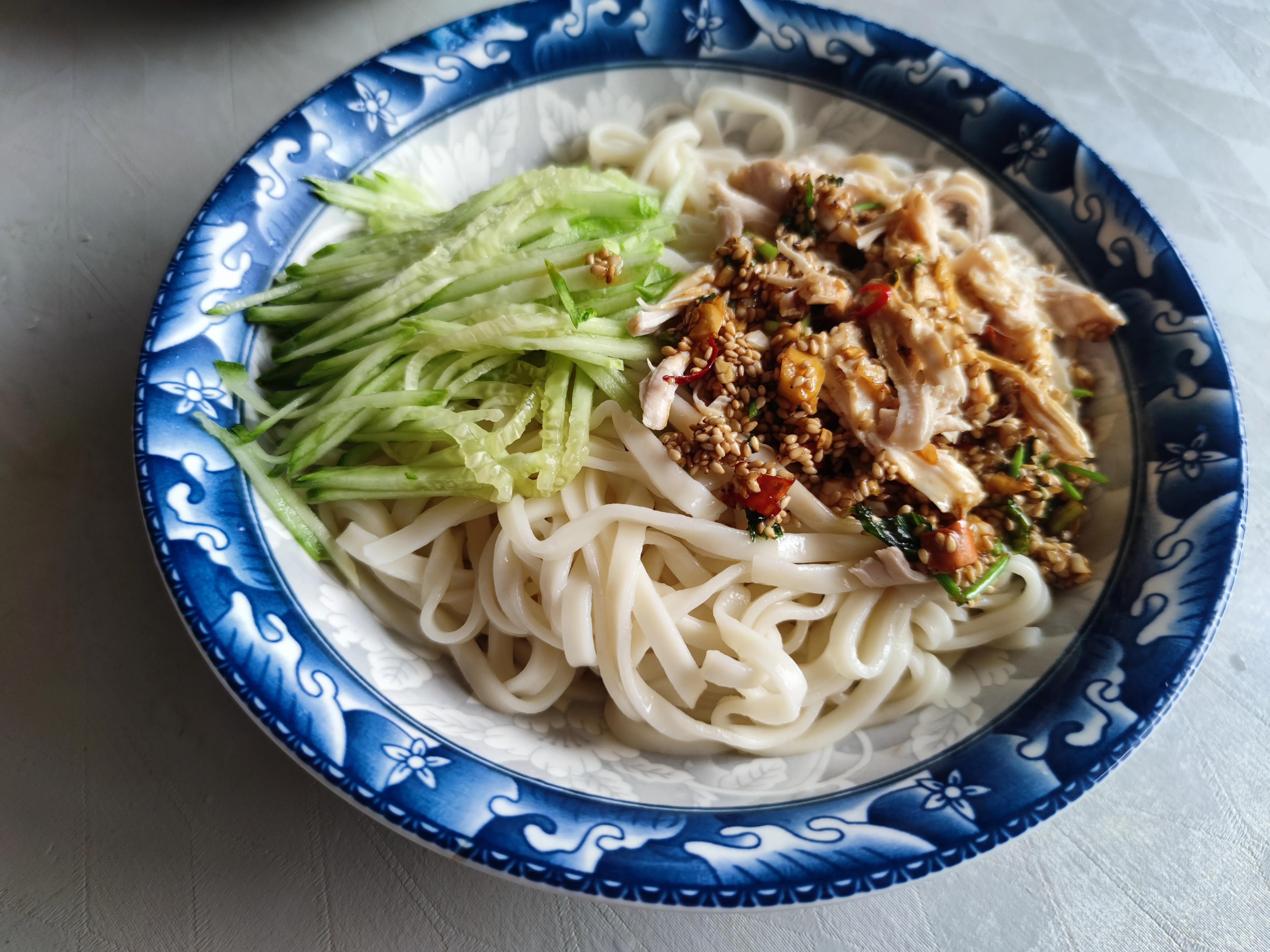 明日七月初一，提醒中老年：4样上桌，驱霉纳吉，诸事顺遂平安过