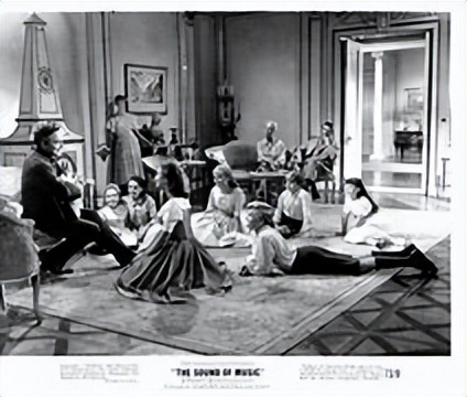 去聆听美好的音乐之声,音乐之声玛利亚唱歌