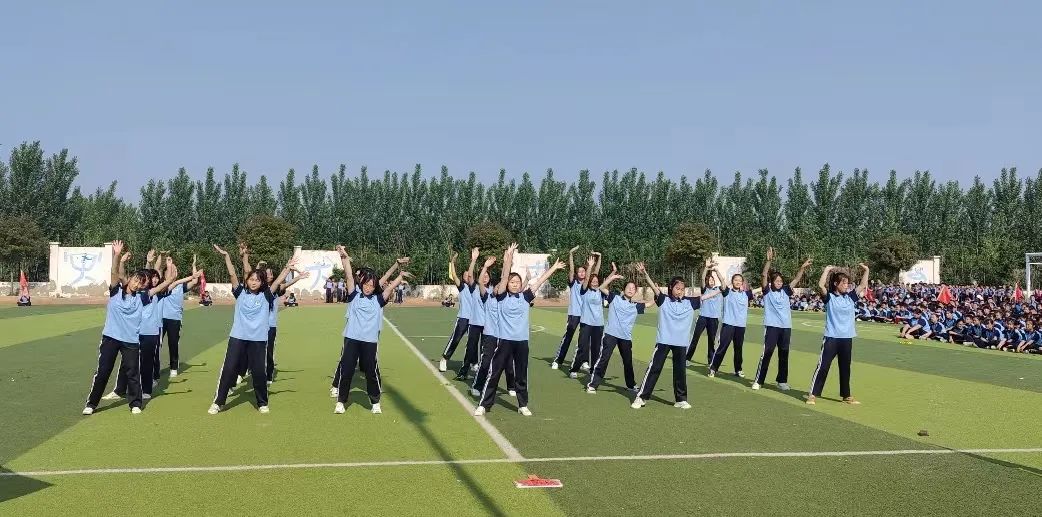 江河实验学校艺术节开幕,东平县实验中学运动会开幕