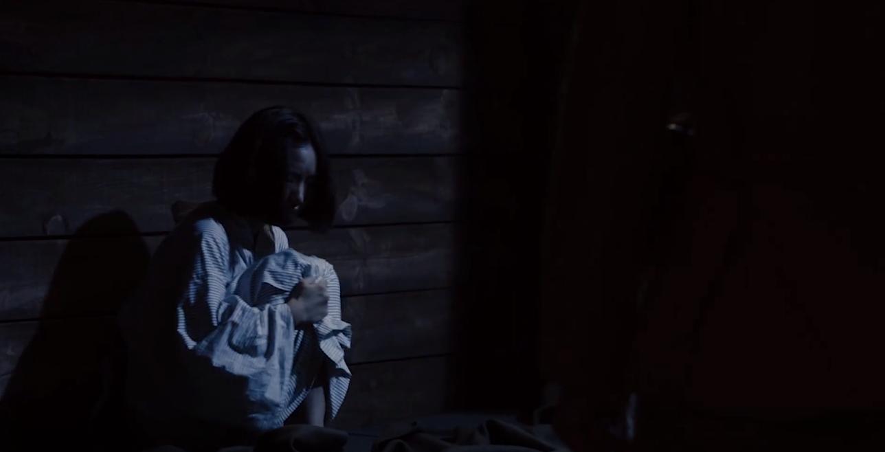 日本前首相鸠山由纪夫下跪视频,日本首相鸠山由纪夫下跪道歉