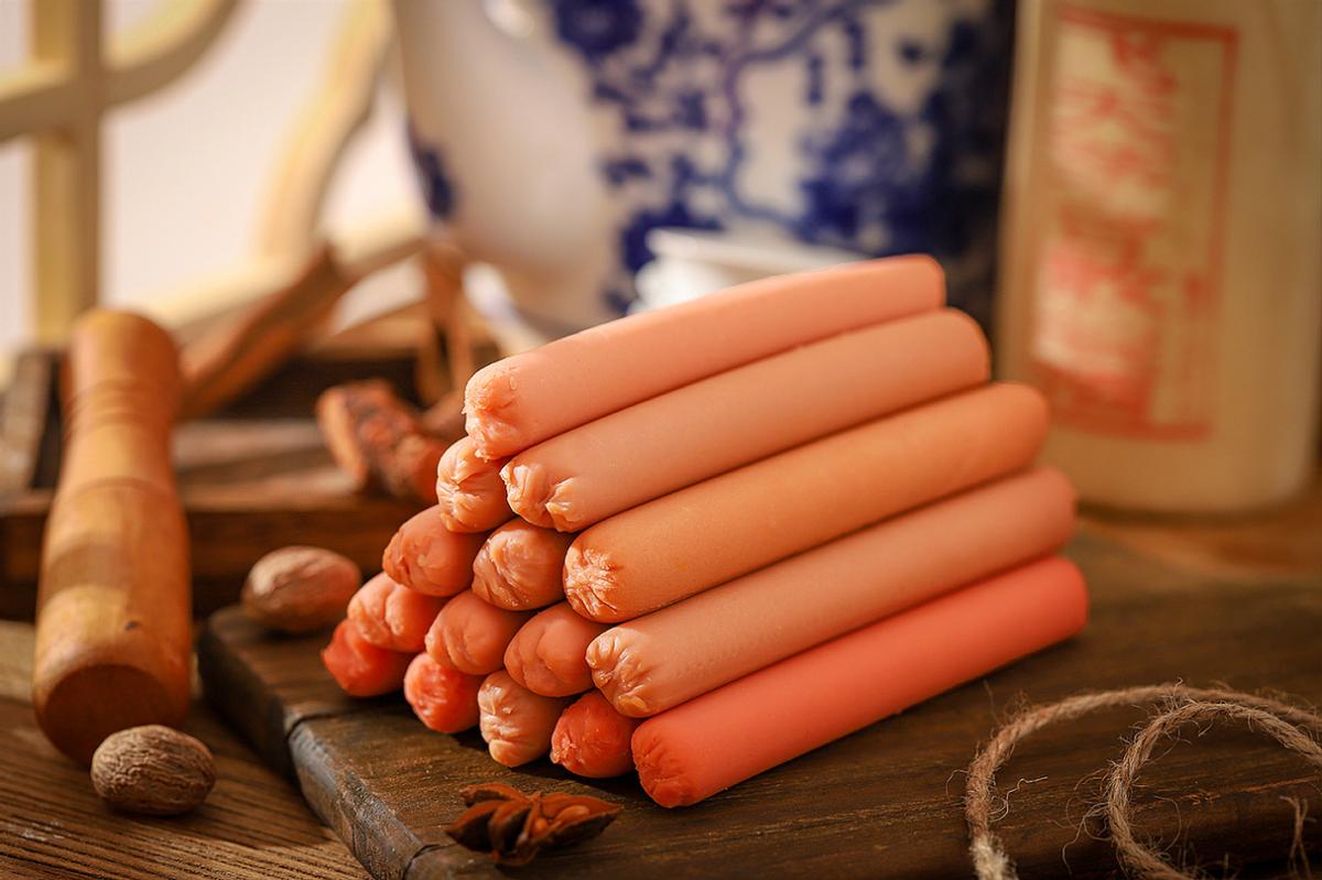 法国猪肉“进攻”中国市场？两国签下大单，我国还需要进口猪肉吗