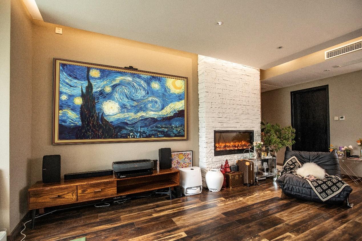 海信激光电视连续五年斩获红顶奖,海信激光电视旺季启动发布会