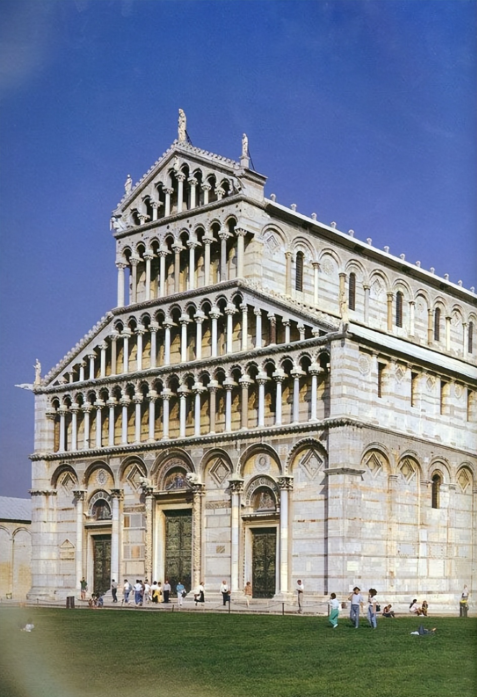 中世纪哥特式建筑风格的建筑绘画,欧洲宫廷风建筑绘画