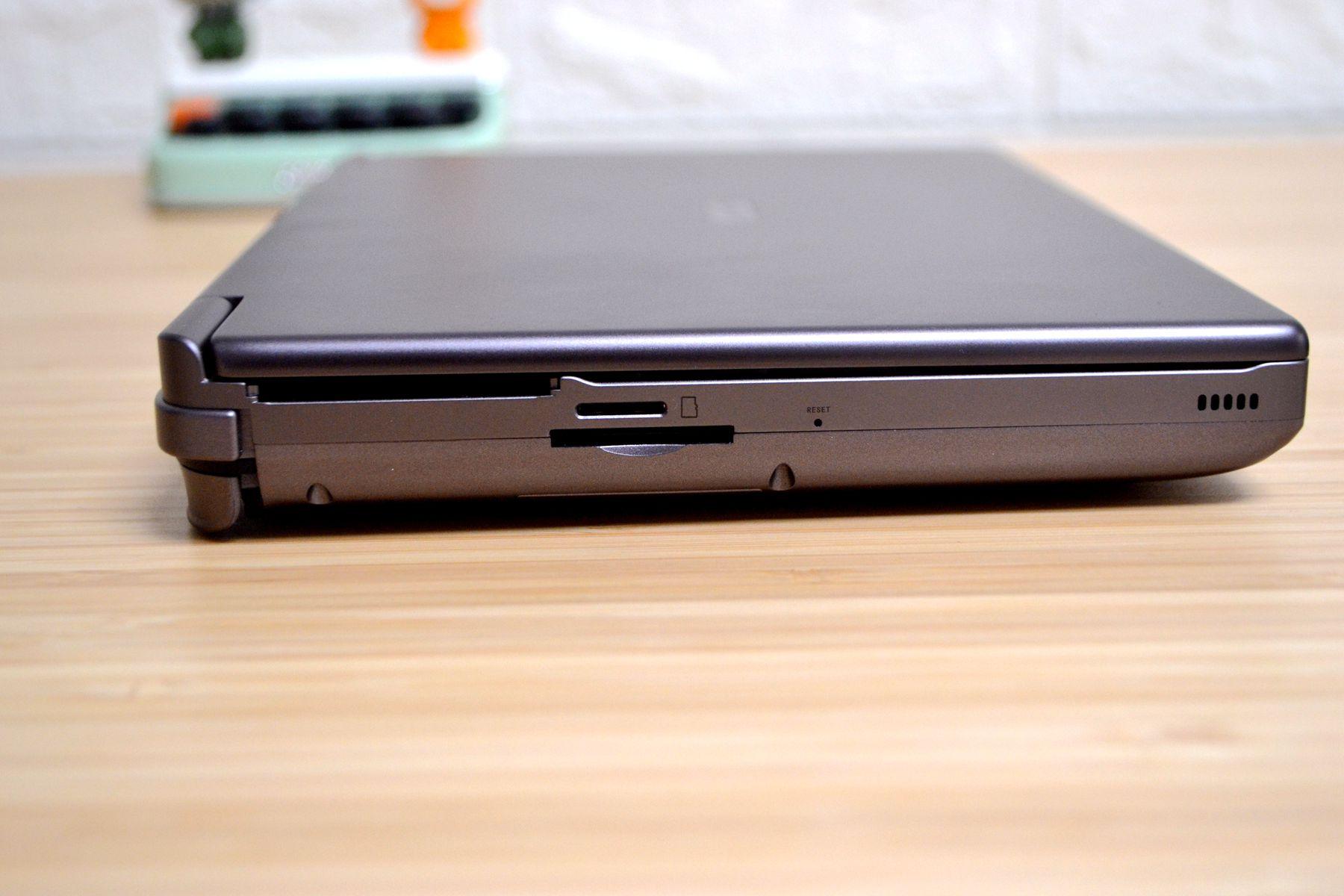 没有独显也能玩3A大作！AMD6800u加持的GPDWINMax2掌机到底有多强