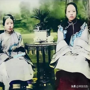 *光脱**犹太人女人衣服，集体*杀屠**，老照片再现变态的纳粹德国！