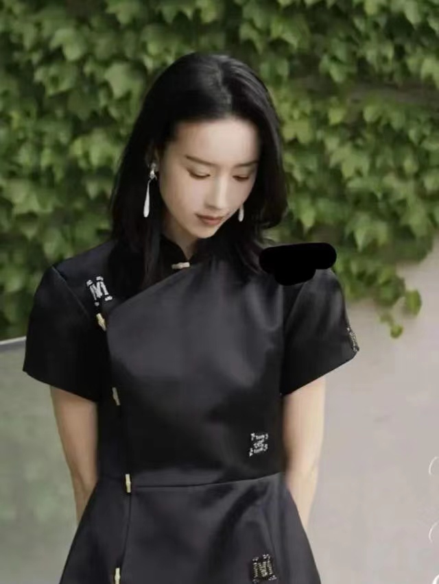 董洁小红书直播回放在哪看,董洁小红书直播卖了多少钱