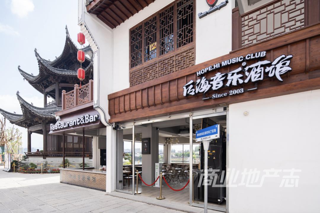 黄山风景屯溪老街,夜游黄山屯溪老街一角