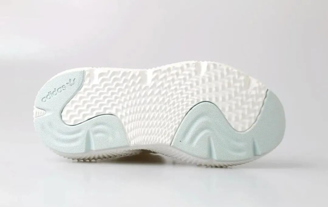 不管有钱没钱，“家中不留3鞋，家人平安又和谐”，有的赶紧扔掉