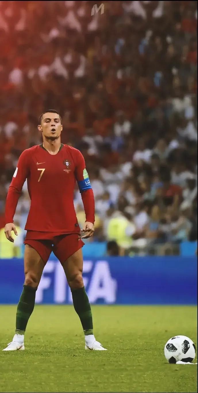 当代足球巨星有谁,足坛现役任意球大师