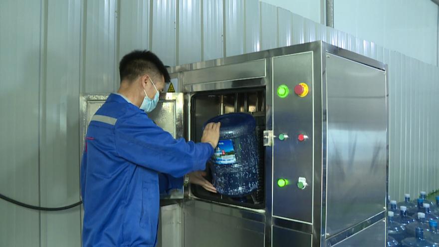 党建引领助力村民走上致富路,党建引领产业兴村