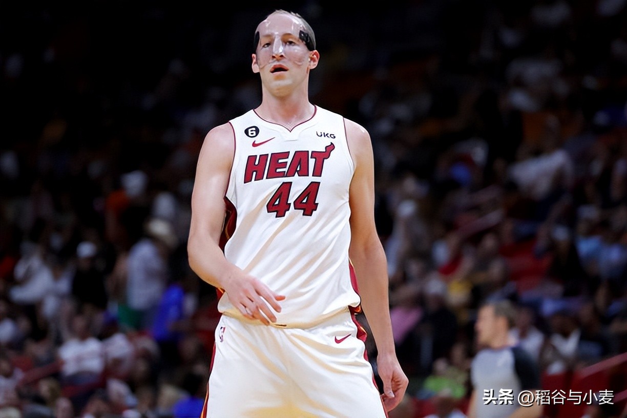 热火球员内线得两百分阿德巴约,一场比赛抢过最多的篮板