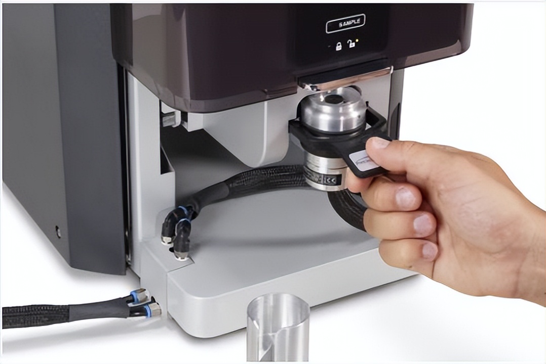 飞纳电镜和含水样品的冰雪奇缘