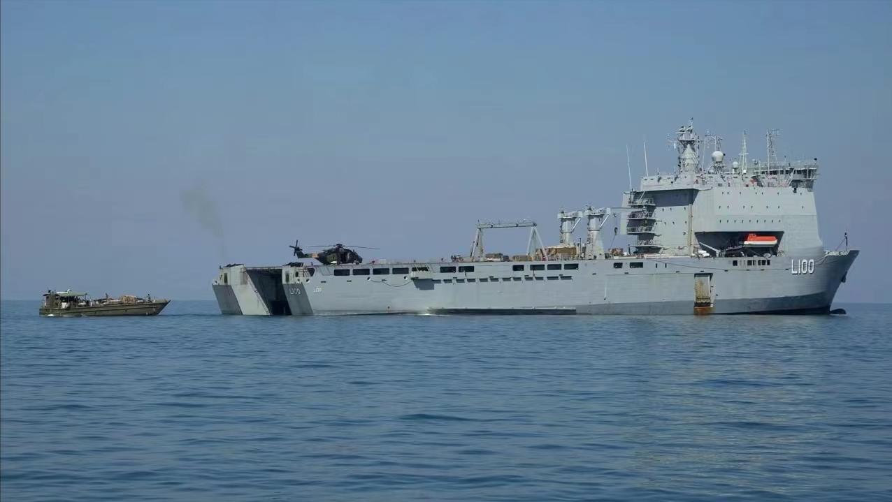 澳大利亚海军再添王牌 (澳大利亚海军巡逻舰计划)