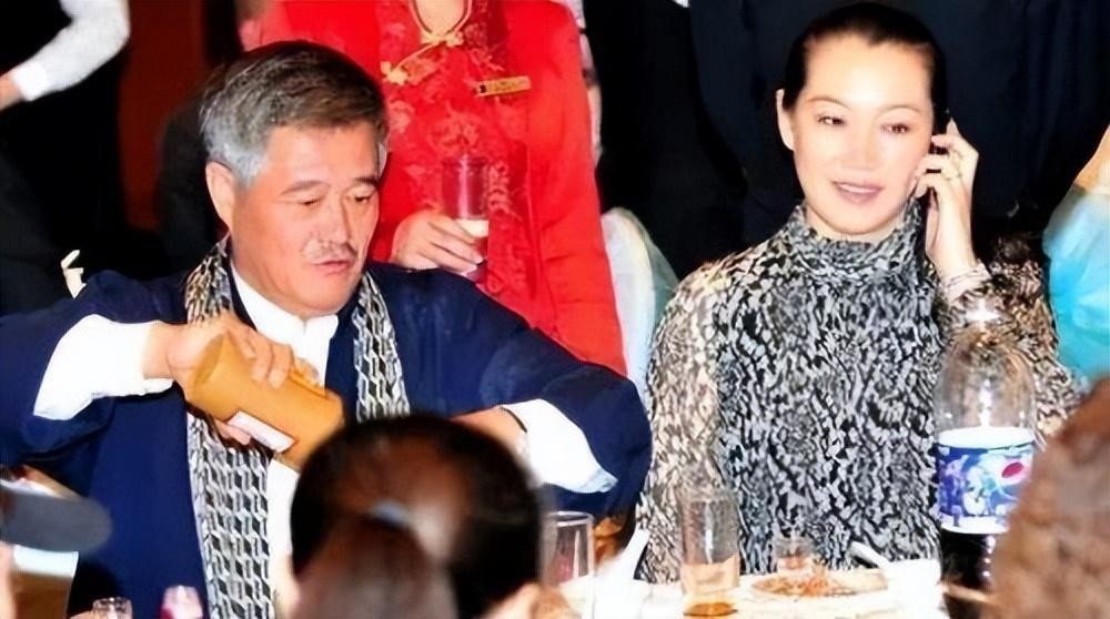 赵本山和葛淑珍近照,赵本山离了几次婚