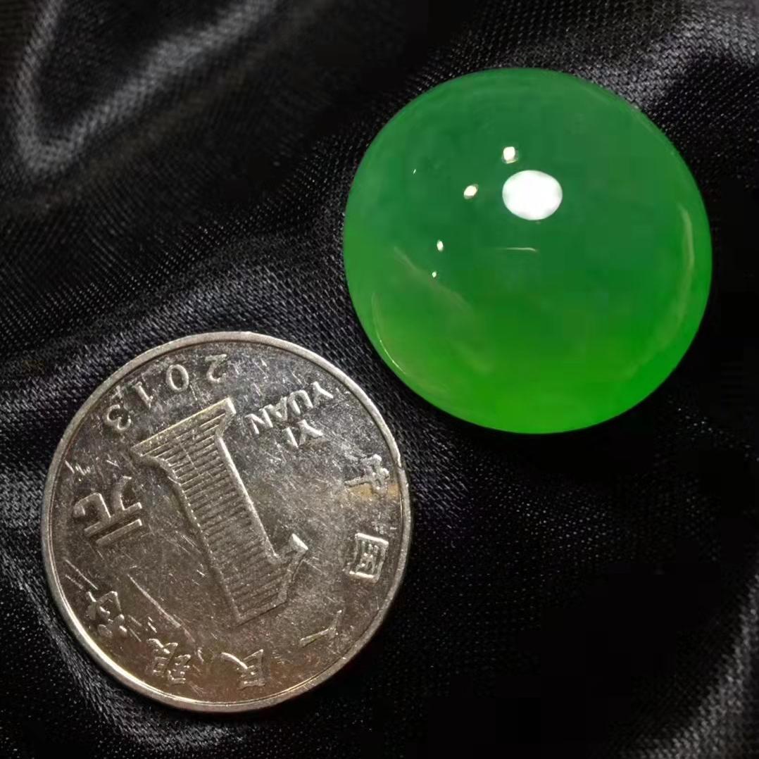 翡翠怎么一镶嵌价格秒增10倍,翡翠镶嵌如何估价得高一些