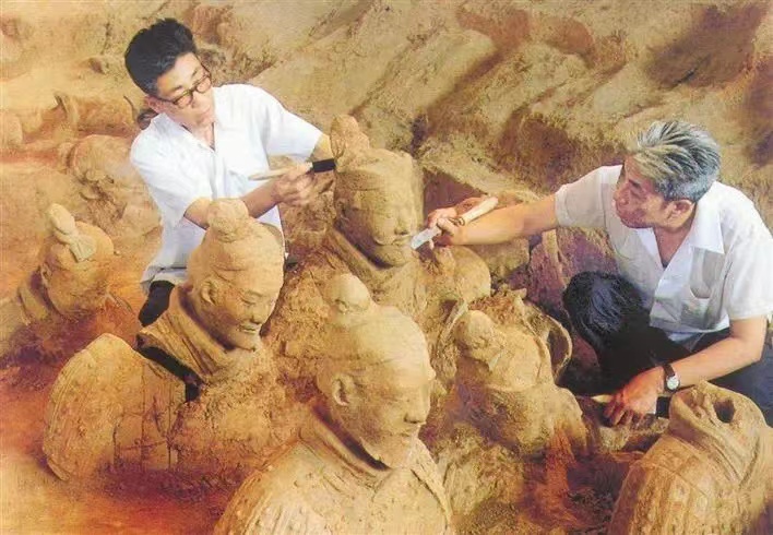 秦俑一号坑最新考古发现图片,偷偷考古发现秦俑是真的吗