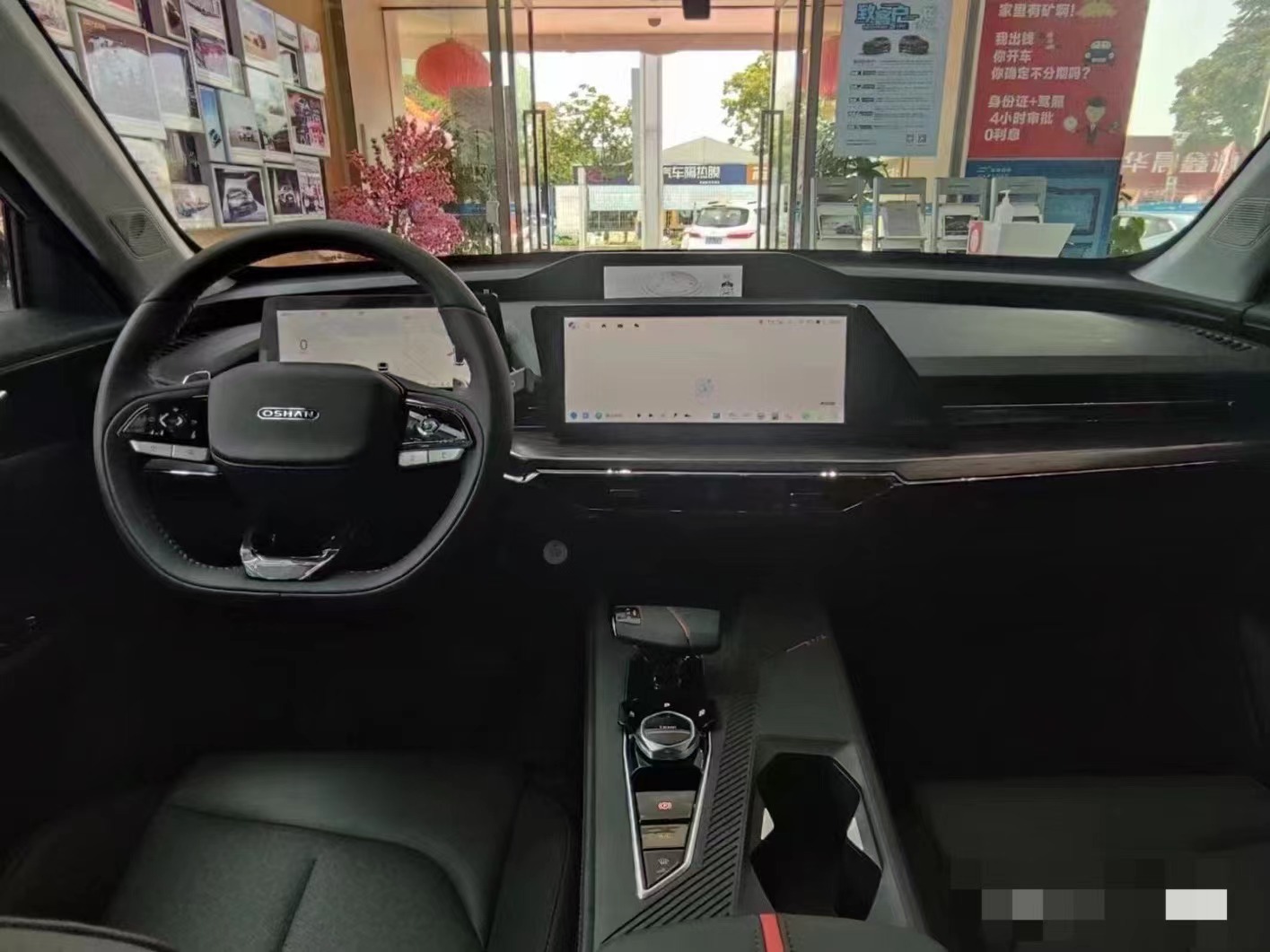 20年老司机当场翻车,开惯面包车的我,对现在的智能汽车一无所知