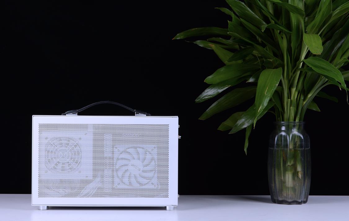 5000元itx主机加便携显示器,能吊打万元笔记本的itx主机