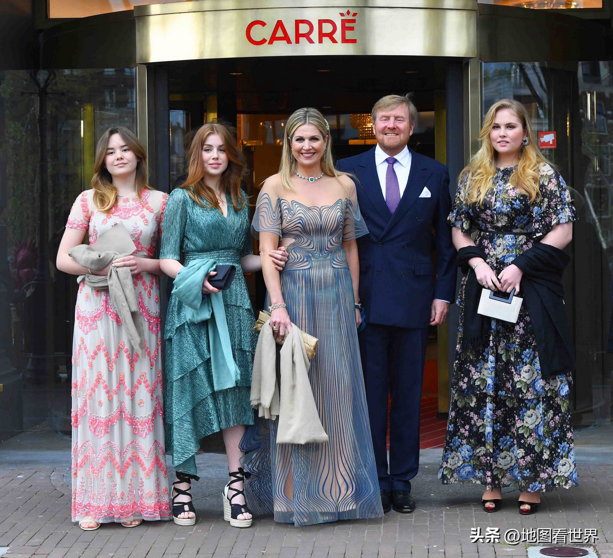 荷兰光刻机是在荷兰吗,荷兰那么小的国家为什么有光刻机