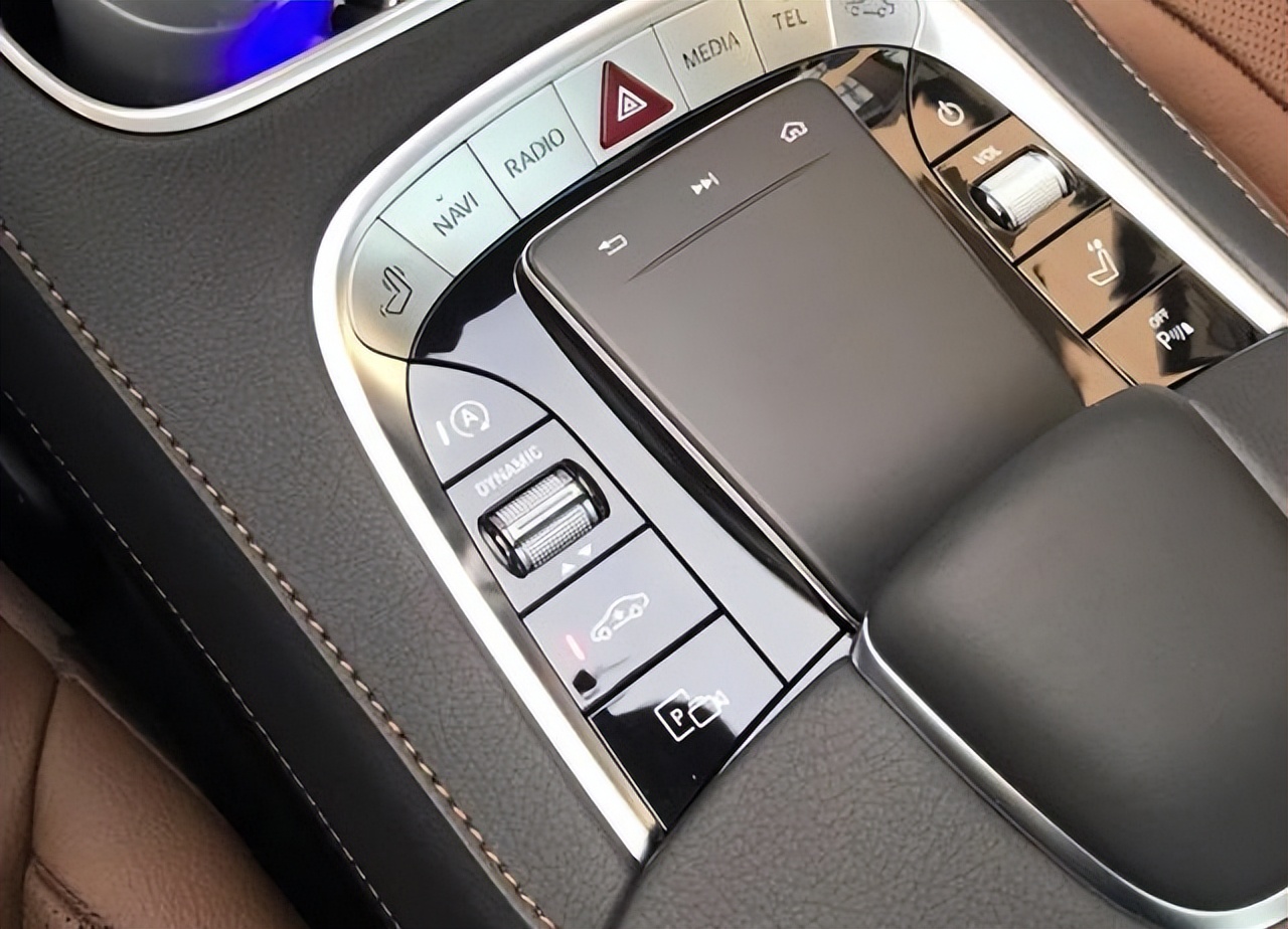 宝马7系奥迪a8奔驰s级试驾,开过奔驰s再开奥迪a8