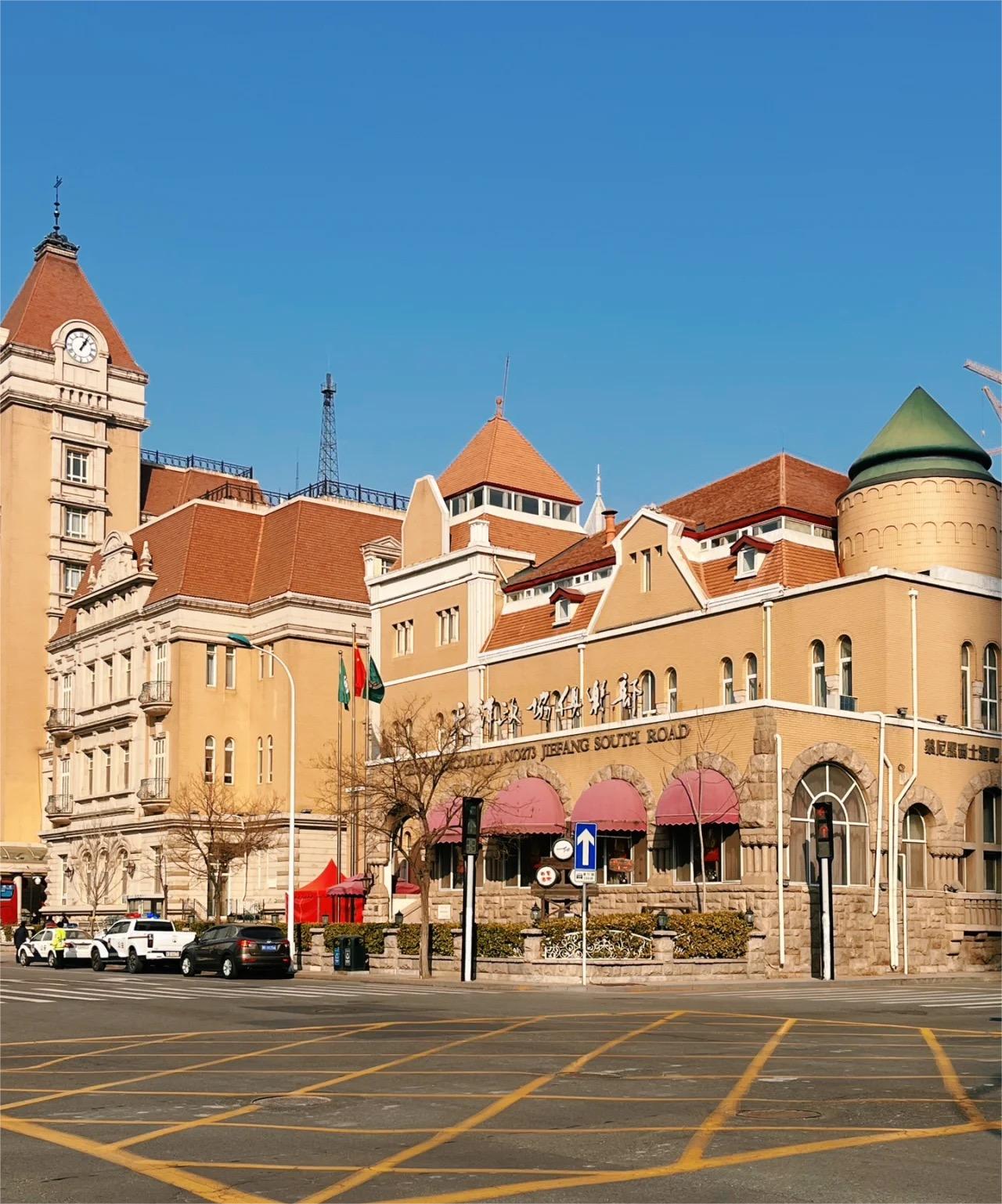 建筑安装工程费由什么构成,建筑工程安装费的组成要素有哪些