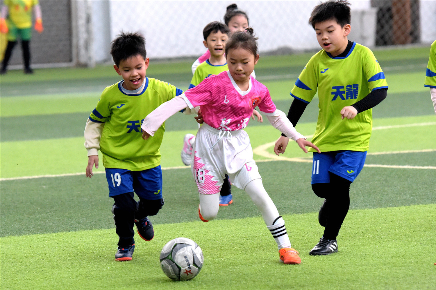桂林市秀峰区中学生足球比赛,桂林市七星区小学乙组足球赛