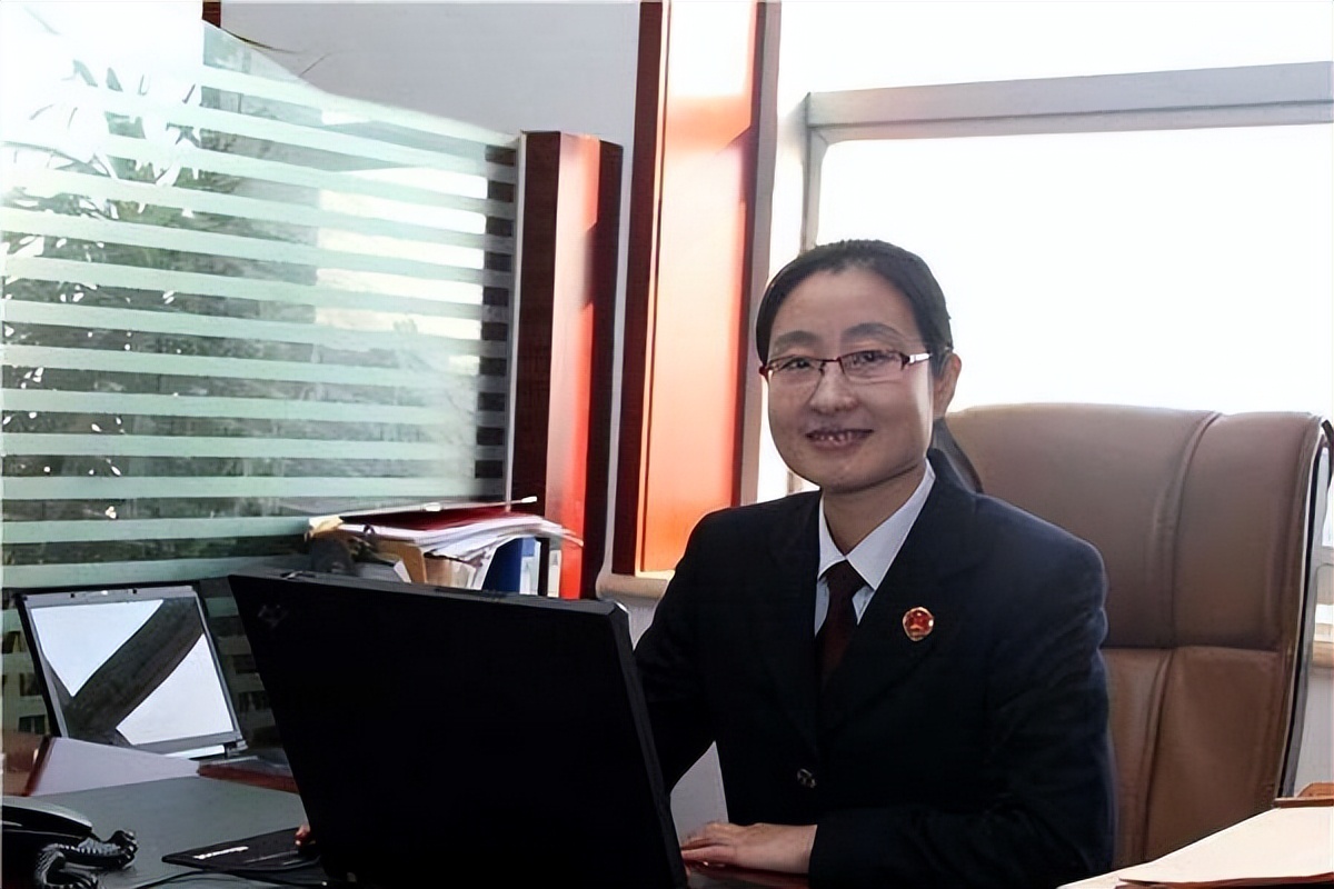 副处级公务员退休收入到底是多少,副处级公务员绩效工资