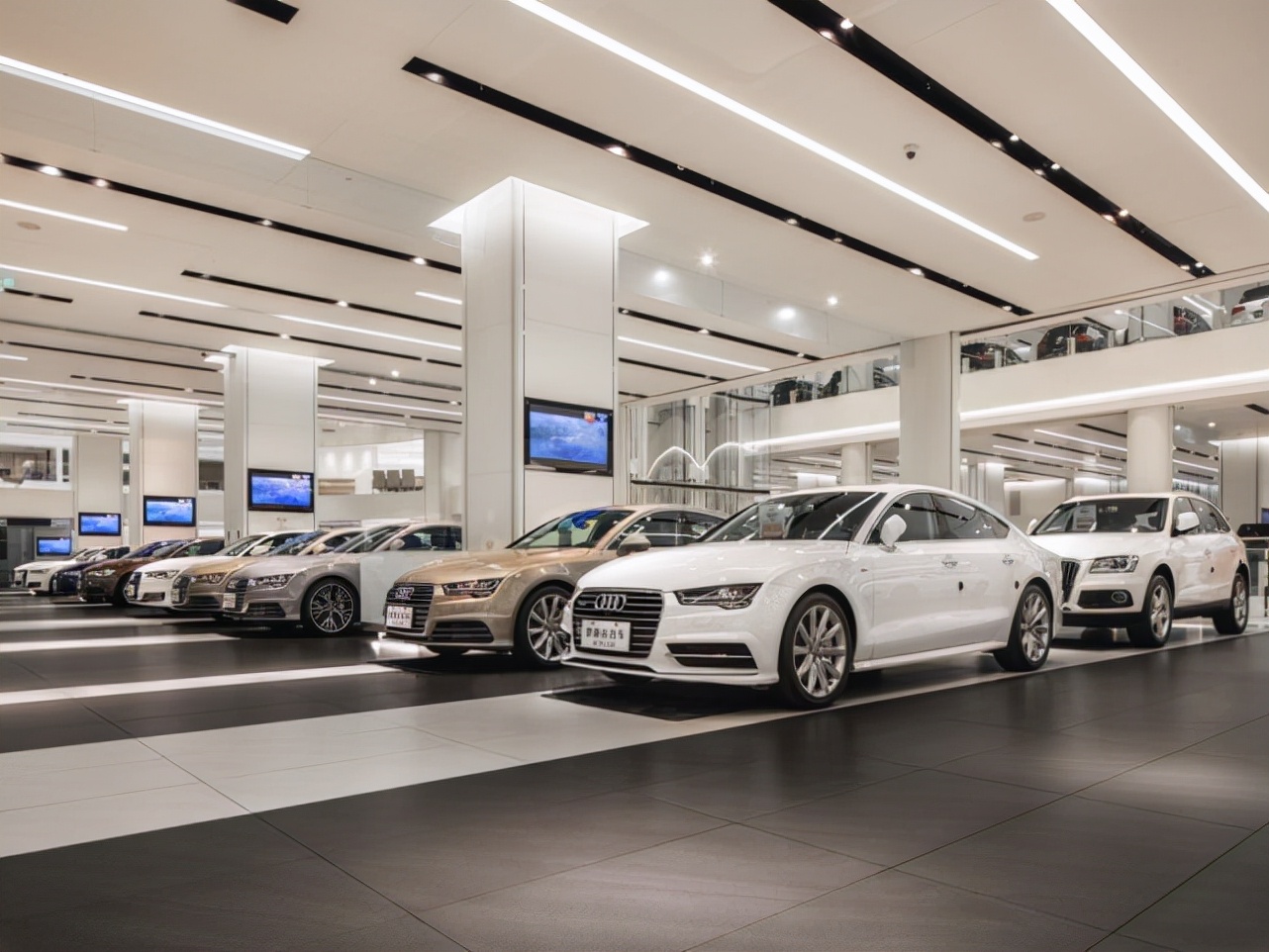 奥迪a4l一年用车成本,奥迪a4l一年折旧多少