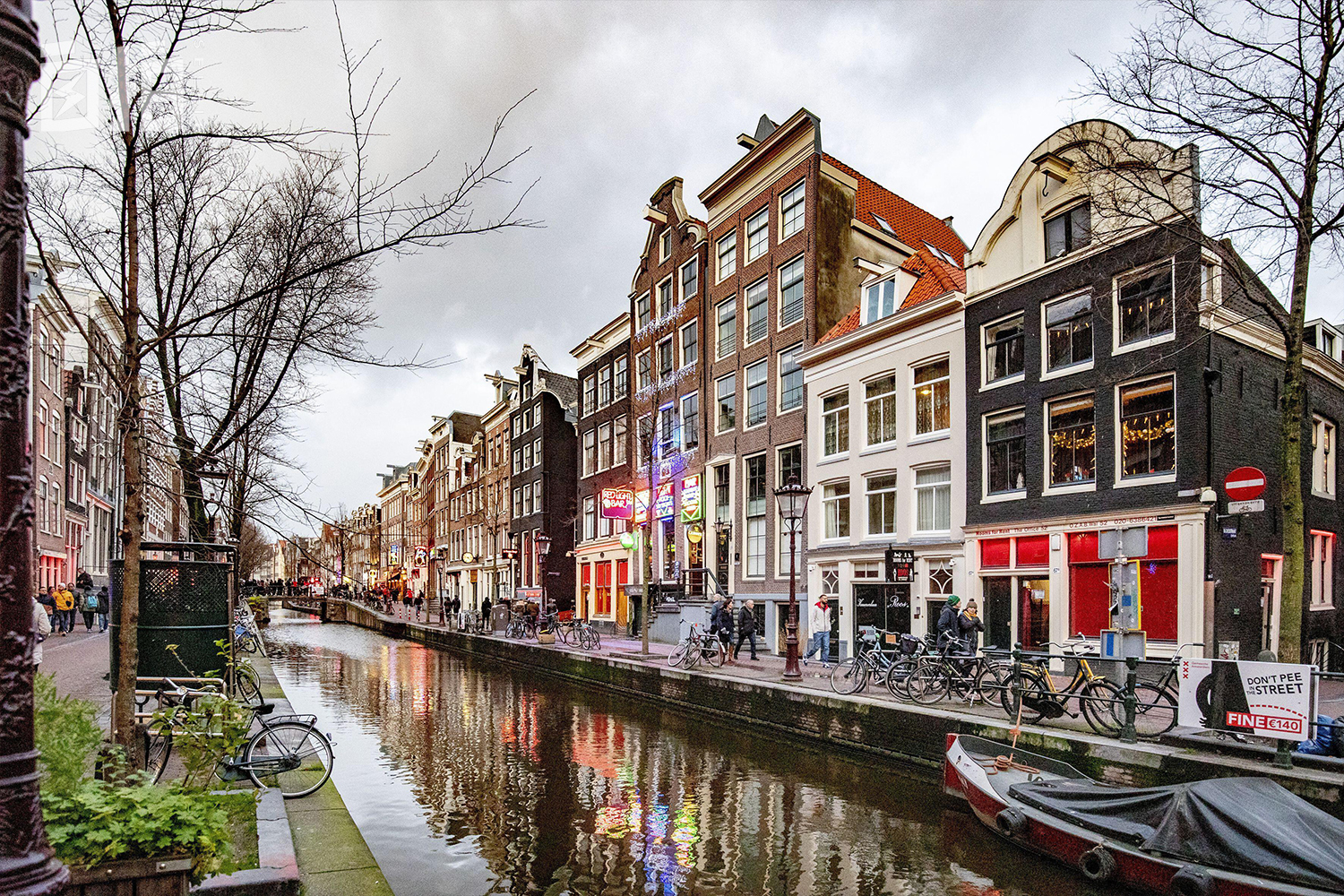 28岁中国小伙娶19岁美国姑娘,35岁中国小伙娶26岁美国妻子