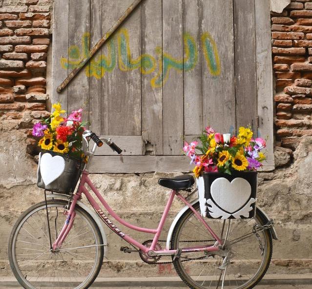 怎么判断一个人会不会长久爱你,如何判断一个人爱上你