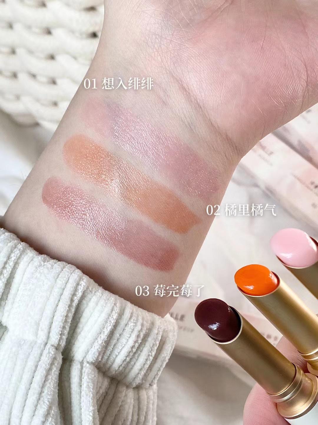 42岁唇纹深适合涂什么口红,为什么有的女人不适合涂口红