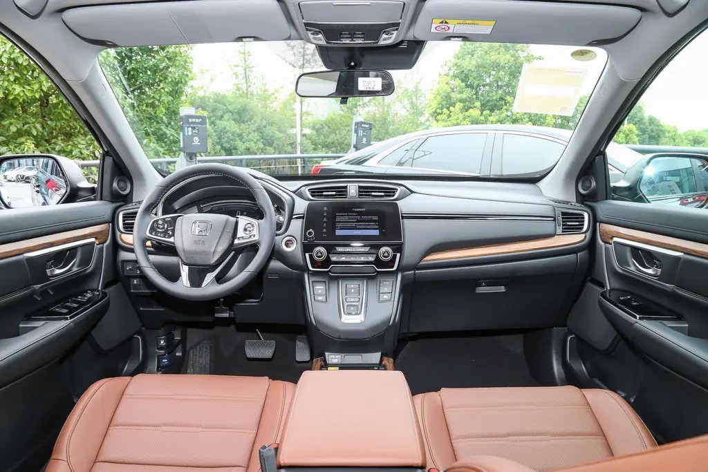 25万买宝马x1四缸2.0t落地多少钱,25万落地选择宝马x1还是合资车