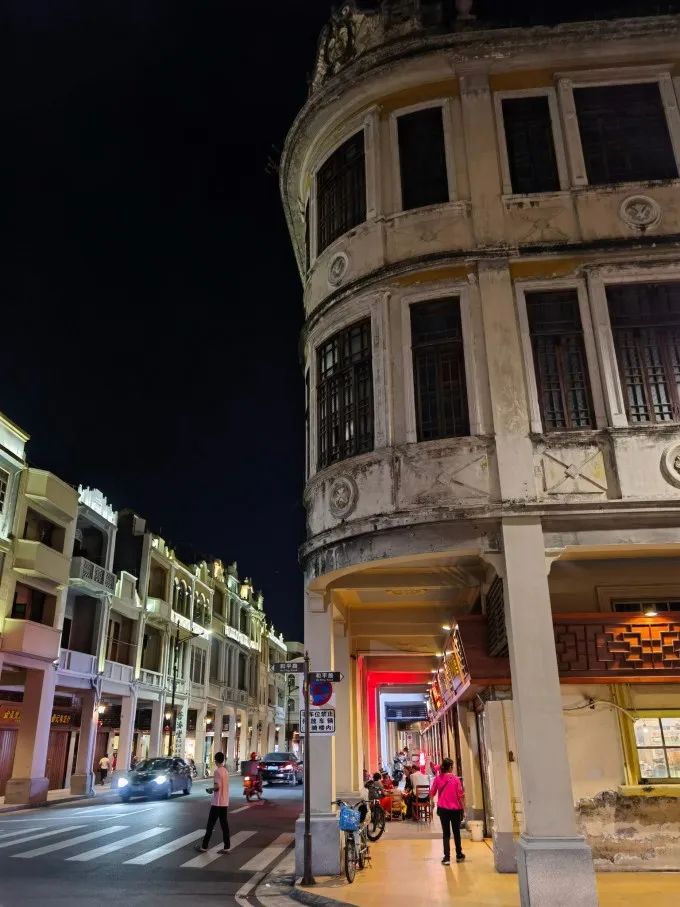 开年《狂飙》的江门，为什么传统且洋气？