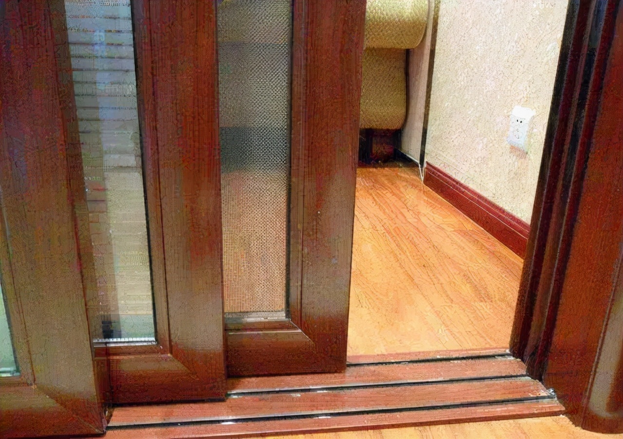 推拉门是吊门好还是地轨门好,极窄边框厨房推拉门吊轨还是地轨