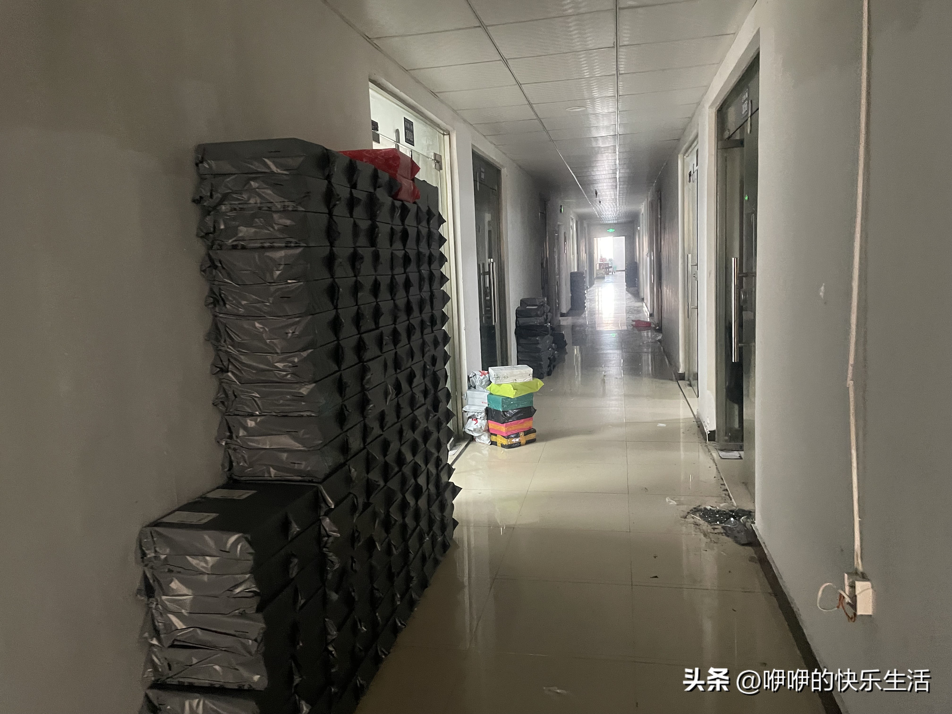 浙江农村土著是怎么挣钱盖大别野的