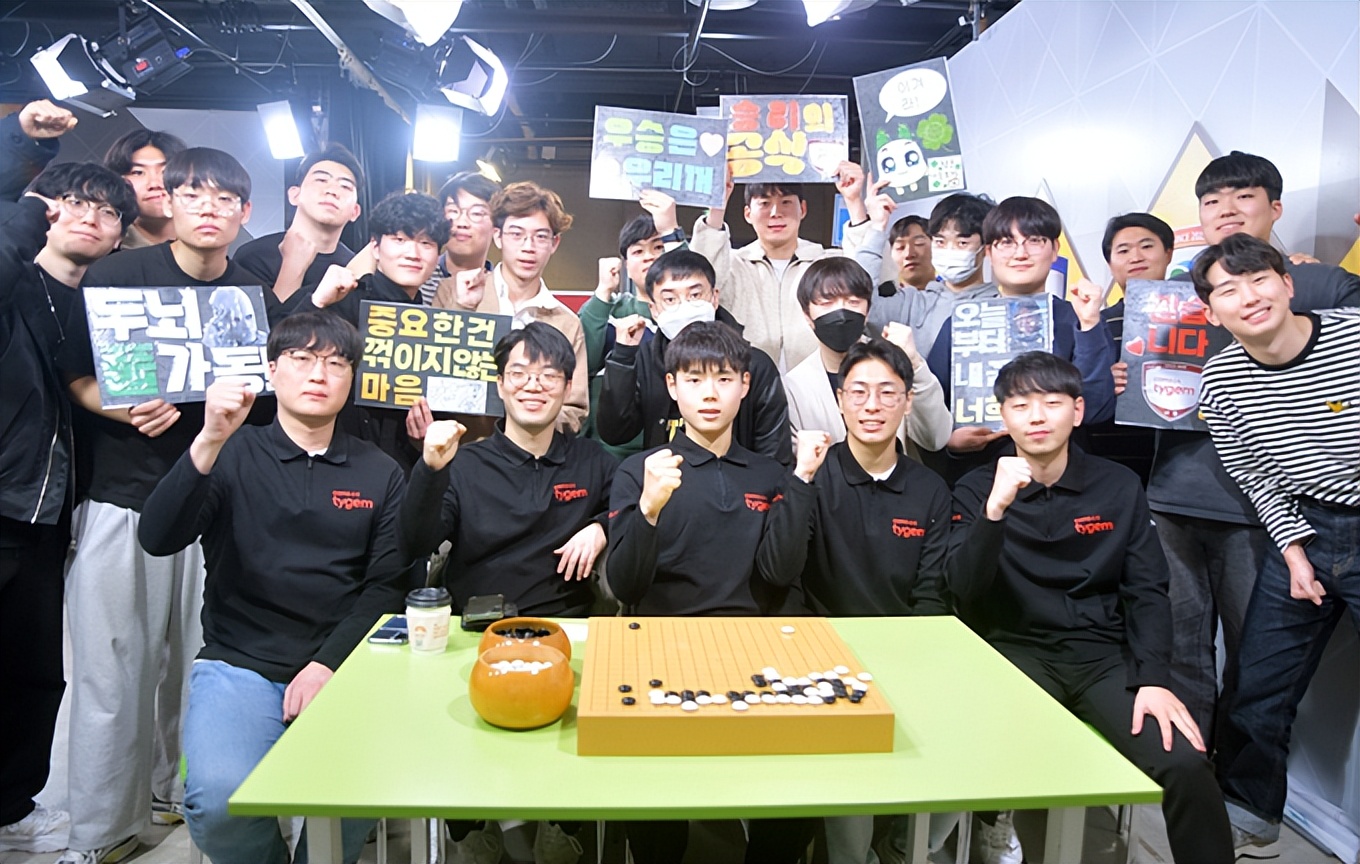 韩国联赛胜利姿势千奇百怪引入大学生助威团超时负也能改判