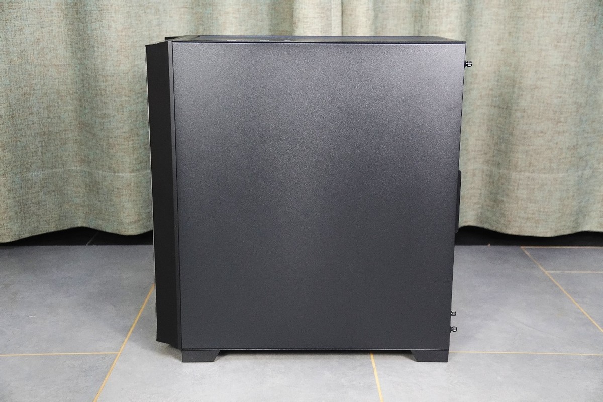 安钛克p20c机箱集线器,安钛克中塔p20无光侧透