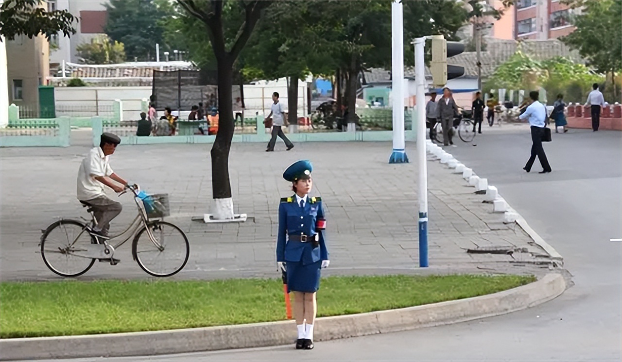 朝鲜人对中国人看法街头采访,朝鲜人对待中国旅游态度
