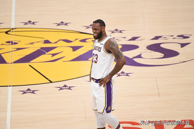 联盟为詹姆斯修改了几次规则,联盟为限制詹姆斯制定的规则