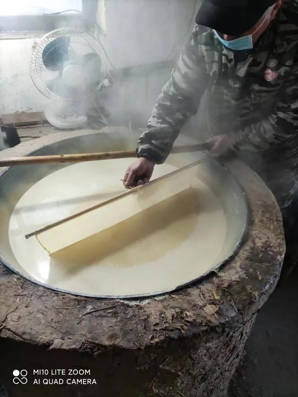 农村新春走基层,新春走基层手工挂面