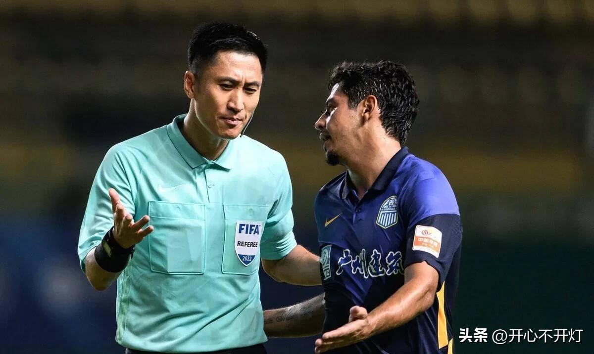 裁判又让球迷“失望”!91名全员“无意外”通过,感谢国际足联!