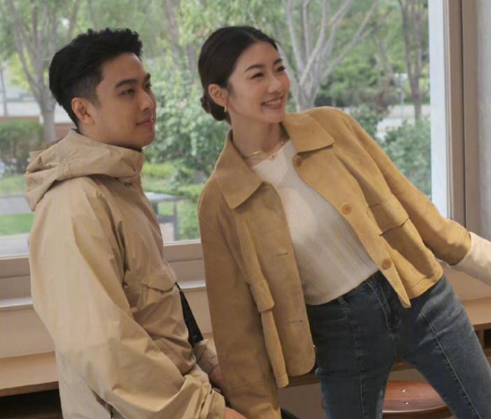 分手5年后又见面,分手后程晓玥微博还有郑恺照片吗