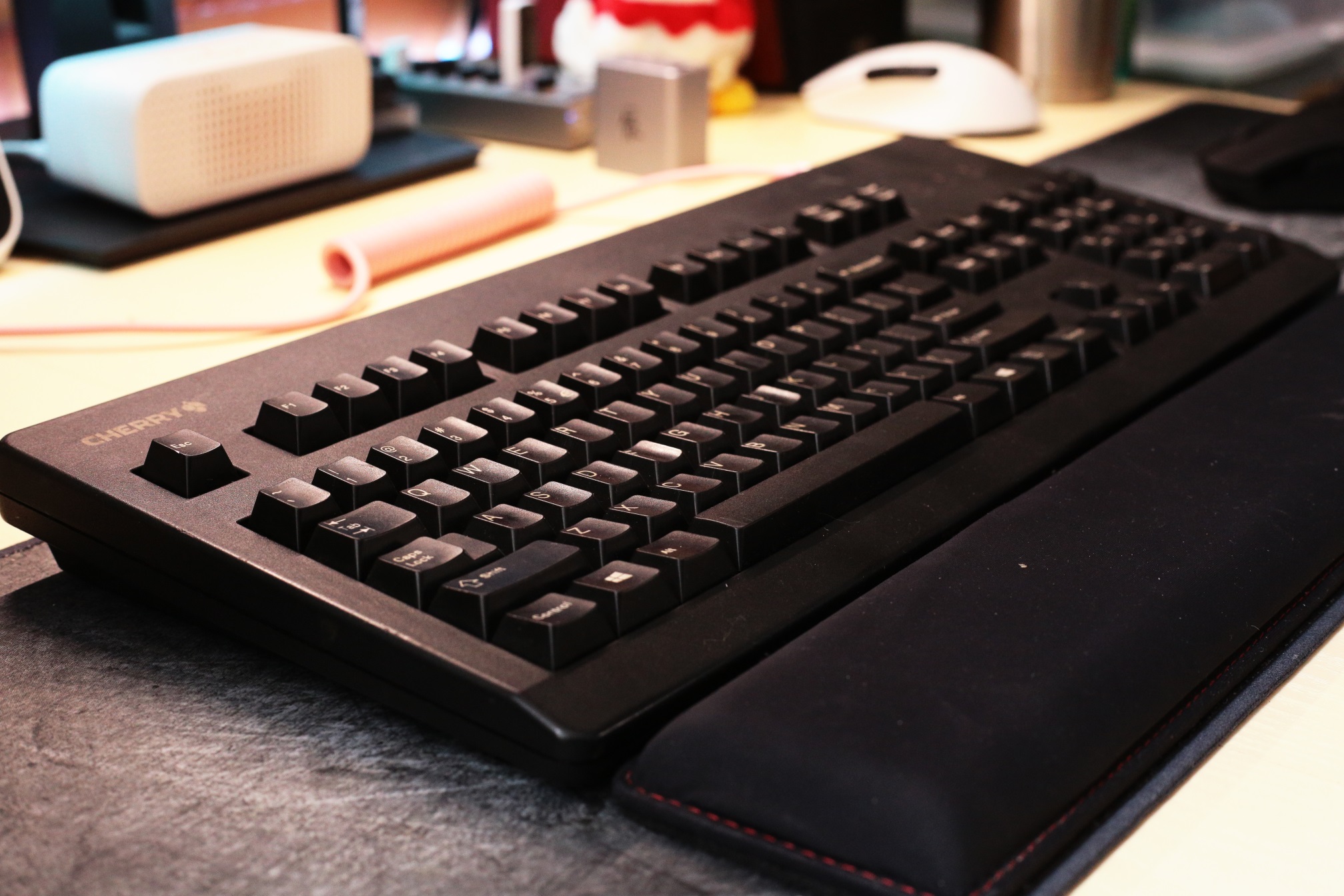 键圈简谈：昔日机械键盘四大神器，如今几何