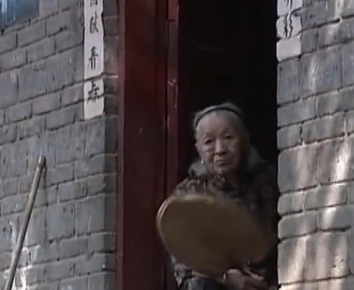 重庆山洞未解之谜,贵州某山村发现神秘山洞