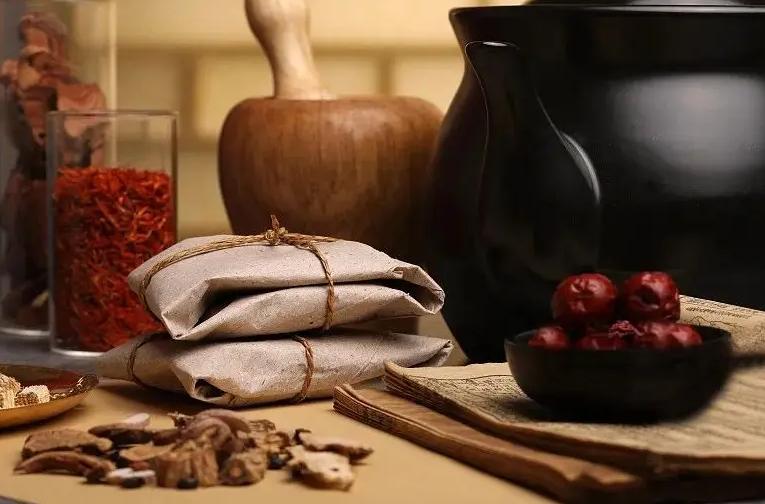 肝阳上亢的人肯定血压高吗,肝阳上亢是平抑肝阳还是清泻肝火