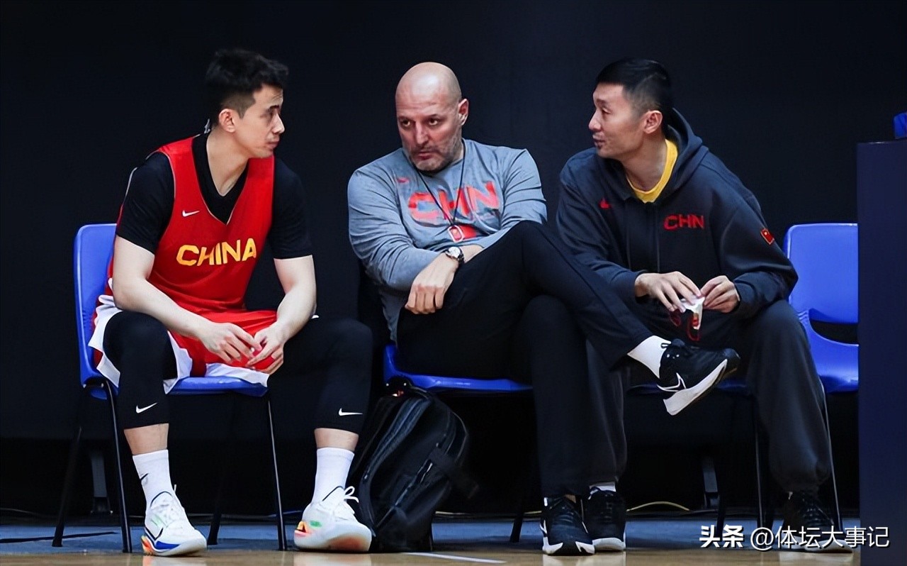 男篮名单孙铭徽,男篮后卫赵继伟