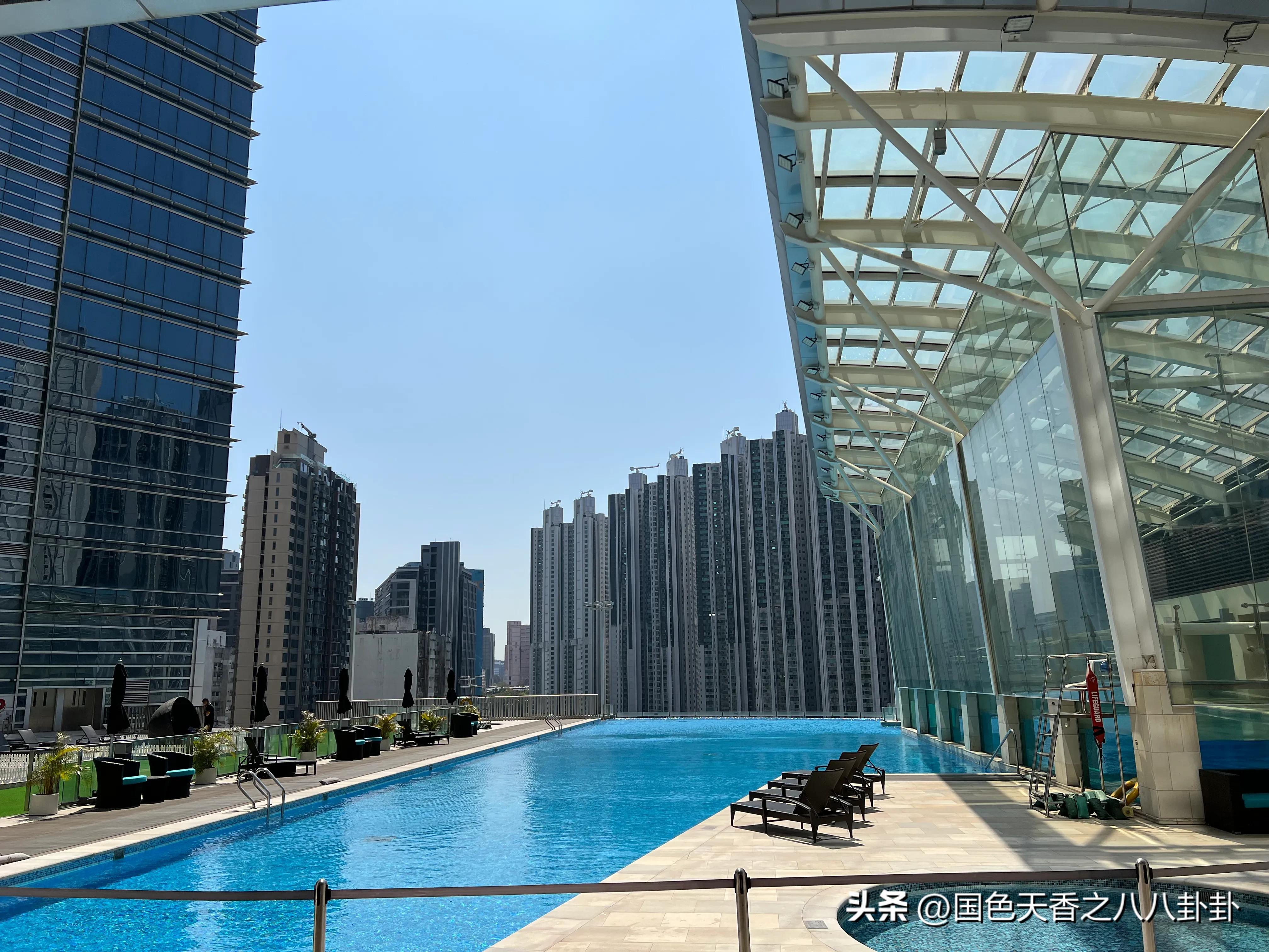 现在香港已经不“香”了，汇率低折扣少，港人对内地偏见依旧存在