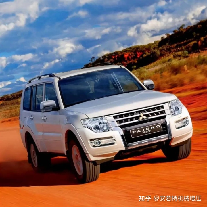 最顶配的三菱帕杰罗最新款的,三菱帕杰罗外观